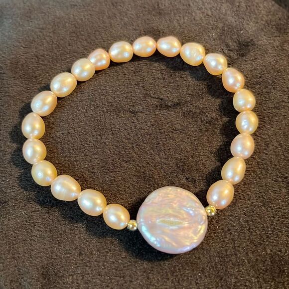 NWT PURPLE COIN KESHI PEARL & PEACH FRESHWATER STRETCH PEAL BRACELET IN SS. - Picture 1 of 15